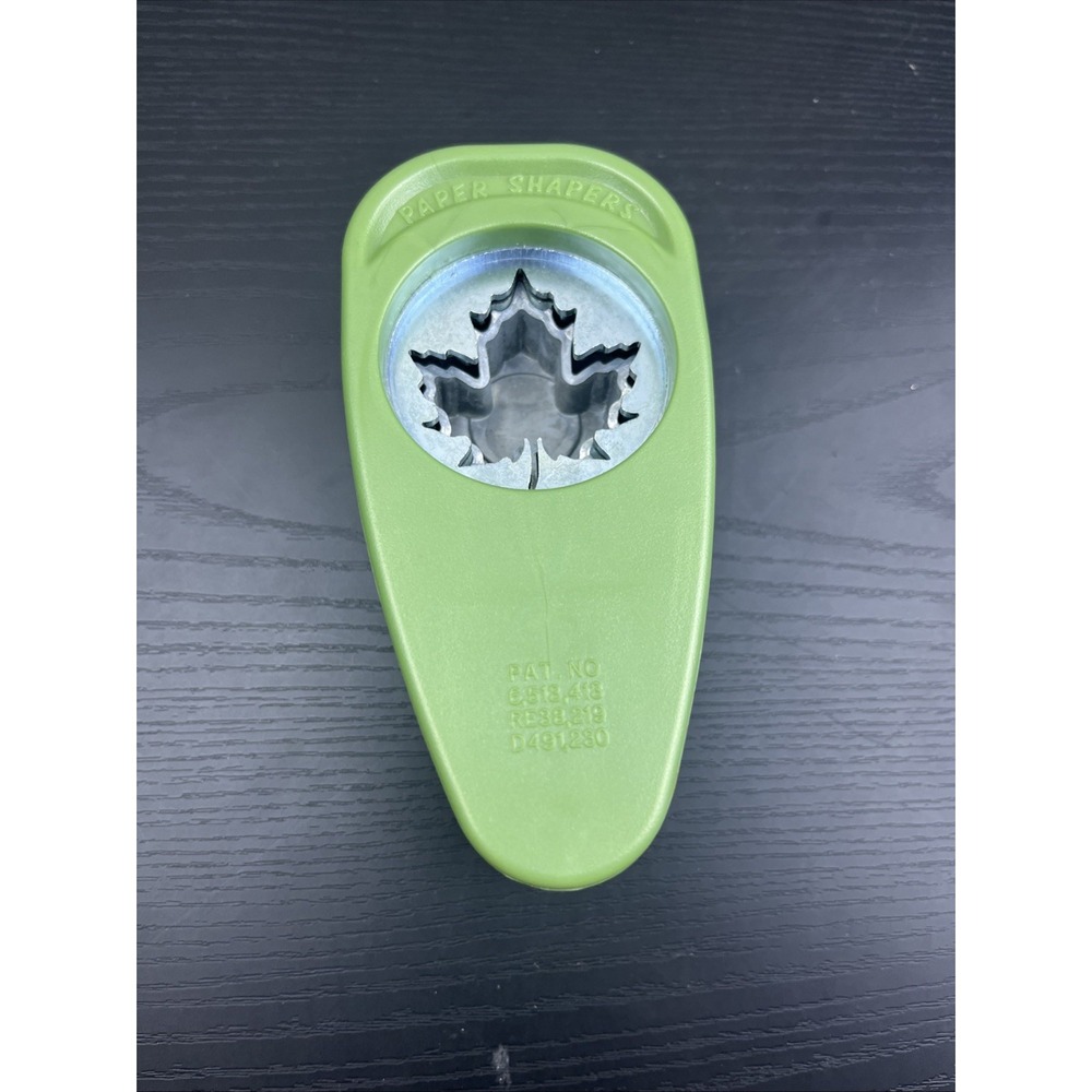 EK Success Large Maple Leaf Paper‎ Punch Detailed Scrapbooking Craft Punch - Picture 6 of 6